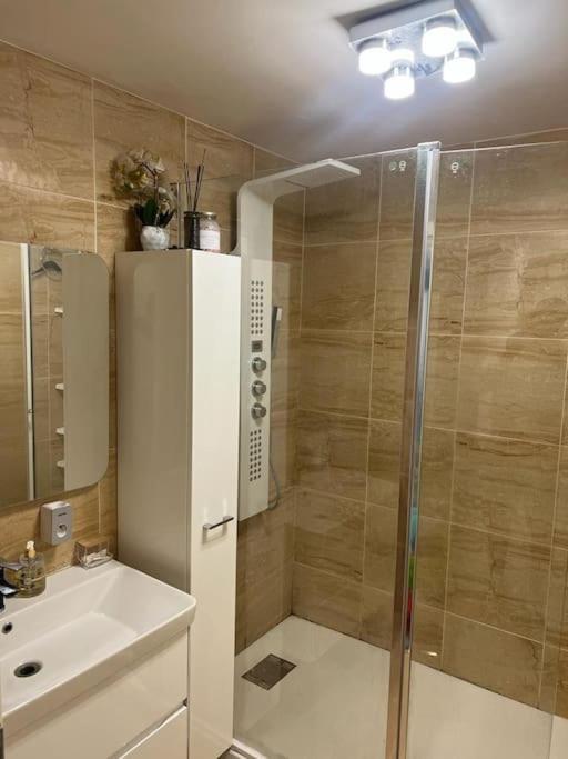Appartement 110M2 อานมาส ภายนอก รูปภาพ